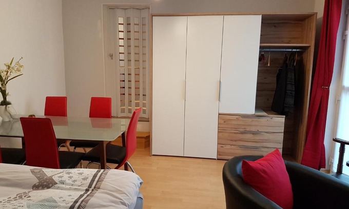 Zeuthen Apartamento | Zeuthen Ferienwohnung am See, Stadtgrenze Berlin