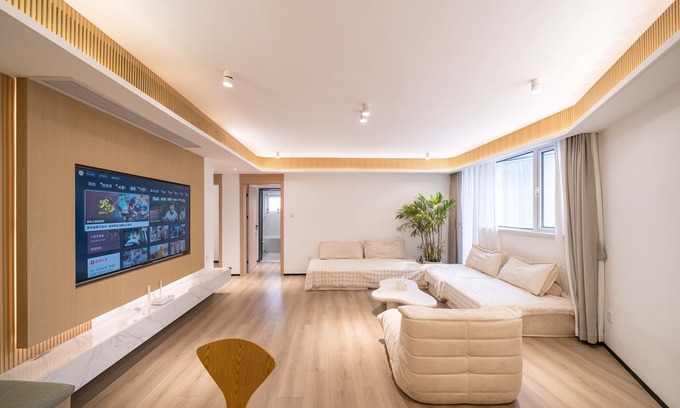 Downtown Shanghai Hotel | ZHome-Modern 3 bedrooms apartment