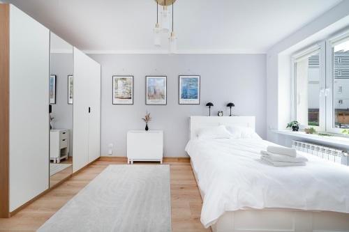 Baluty Apartamento | Zielna Comfort Studio by BookingHost