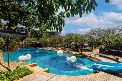 Port Zimbali Apartamento | Zimbali condo family room 9
