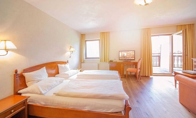 Pertisau Casa | Zimmer "x-large" mit Verwöhnpension 7 - Hotel der Wiesenhof