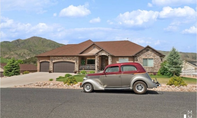 New Harmony Casa | Zion Nat'l Park/Cedar City/Bryce/Brianhead-NEW!