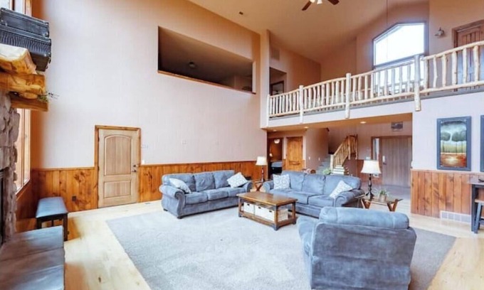 Zion National Park East Entrance Casa | Zion’s Edge Lodge -Zion National Park+ Resort Access
