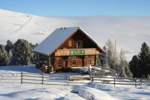 Reichenau Apartamento | Zirbenhütte am Falkert auf der Heidi-Alm