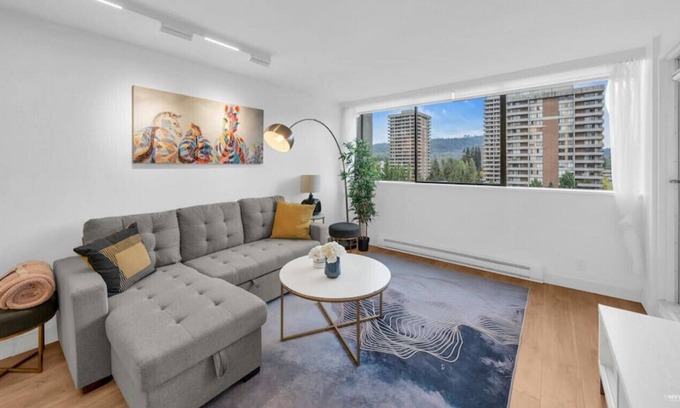 Burnaby Apartamento | Zodiac 2BDR+2BATH Taurus Palace @ Lougheed I