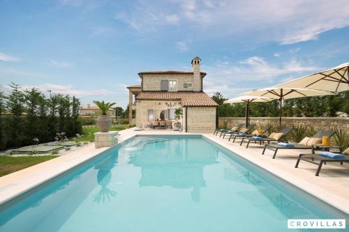 Korenici Villa | Zoe
