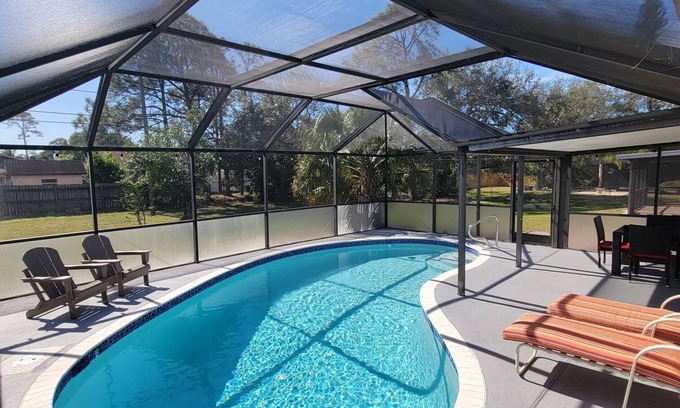 Bonita Springs Casa | Zoey's Retreat! Prime location in the heart of Bonita Springs! Private new pool.