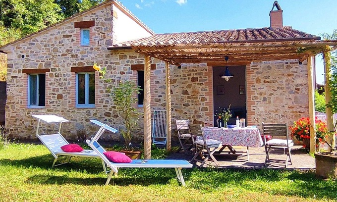 Roccalbegna Casa | Encantadora casa de vacaciones toscana, zona tranquila y relajante, jardín privado