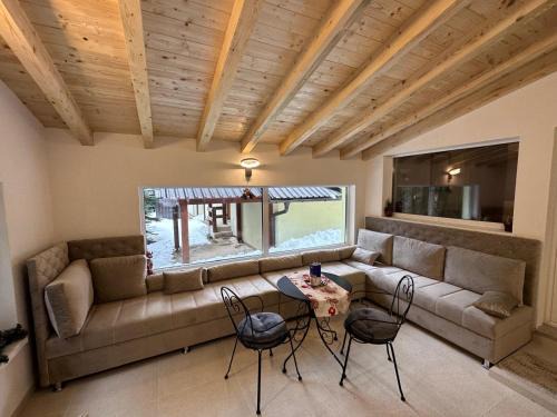 Risovac Casa | Zora Blidinje