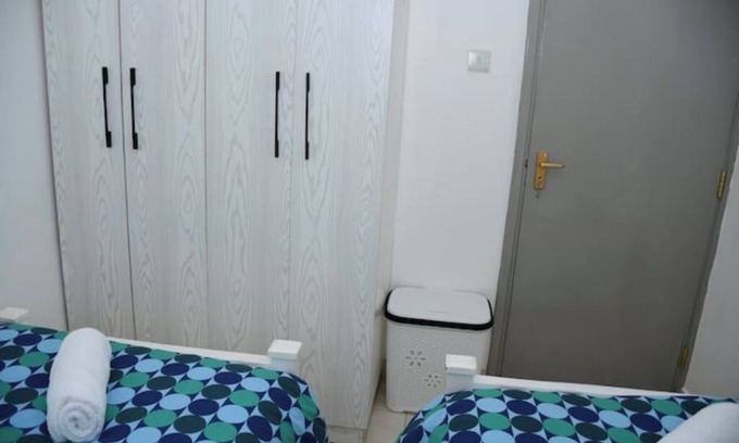 Mbotela Casa | Zoya - 1 Bed/rm, Twin Single Beds near JKI Airport