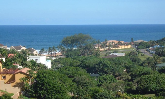 Umhlali Beach Casa | Zuider Zee Guest House