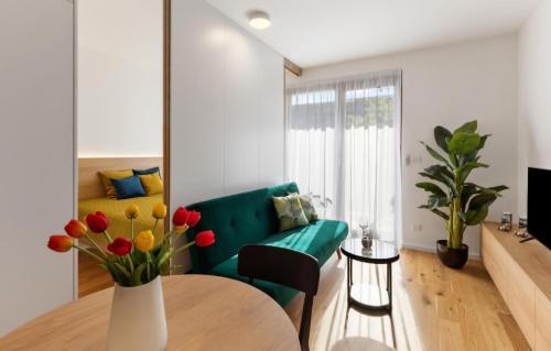 Nivy Apartamento | Zwirn Stylish Apartement with parking