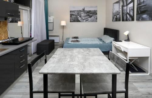 Wesoła Zachod Apartamento | Zyblikiewicza 11 by Homeprime