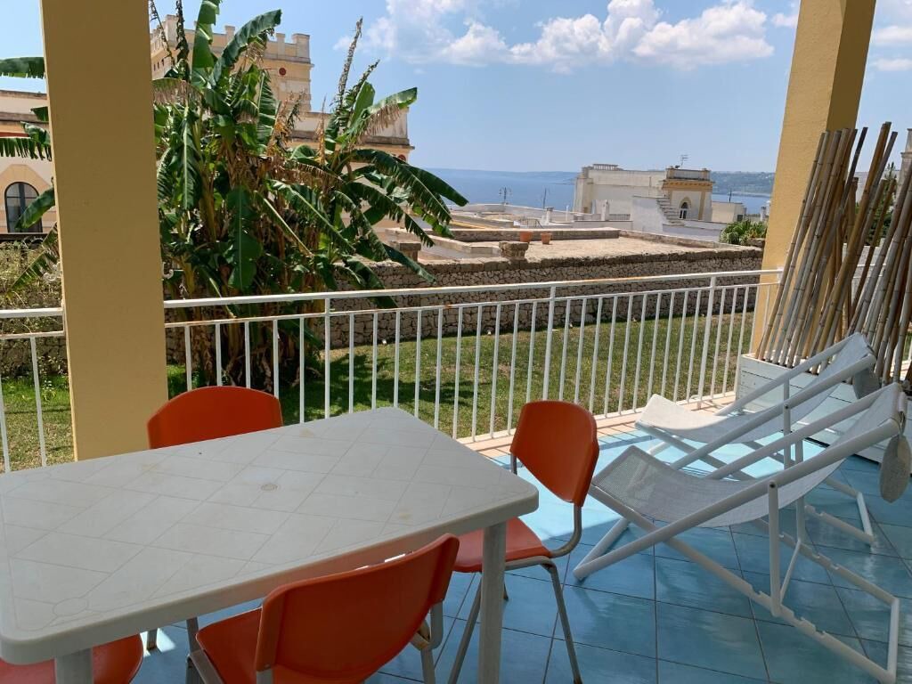 foto de Balcón de patio en Santa Cesarea Terme