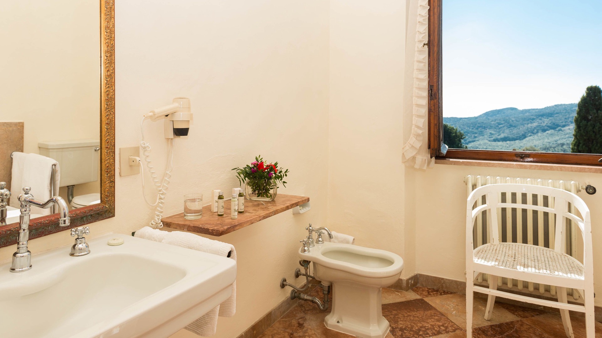 foto de Baño en Sassetta