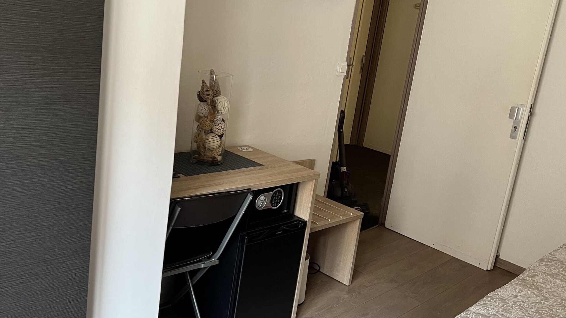 foto de Dormitorio en Cannes City Centre