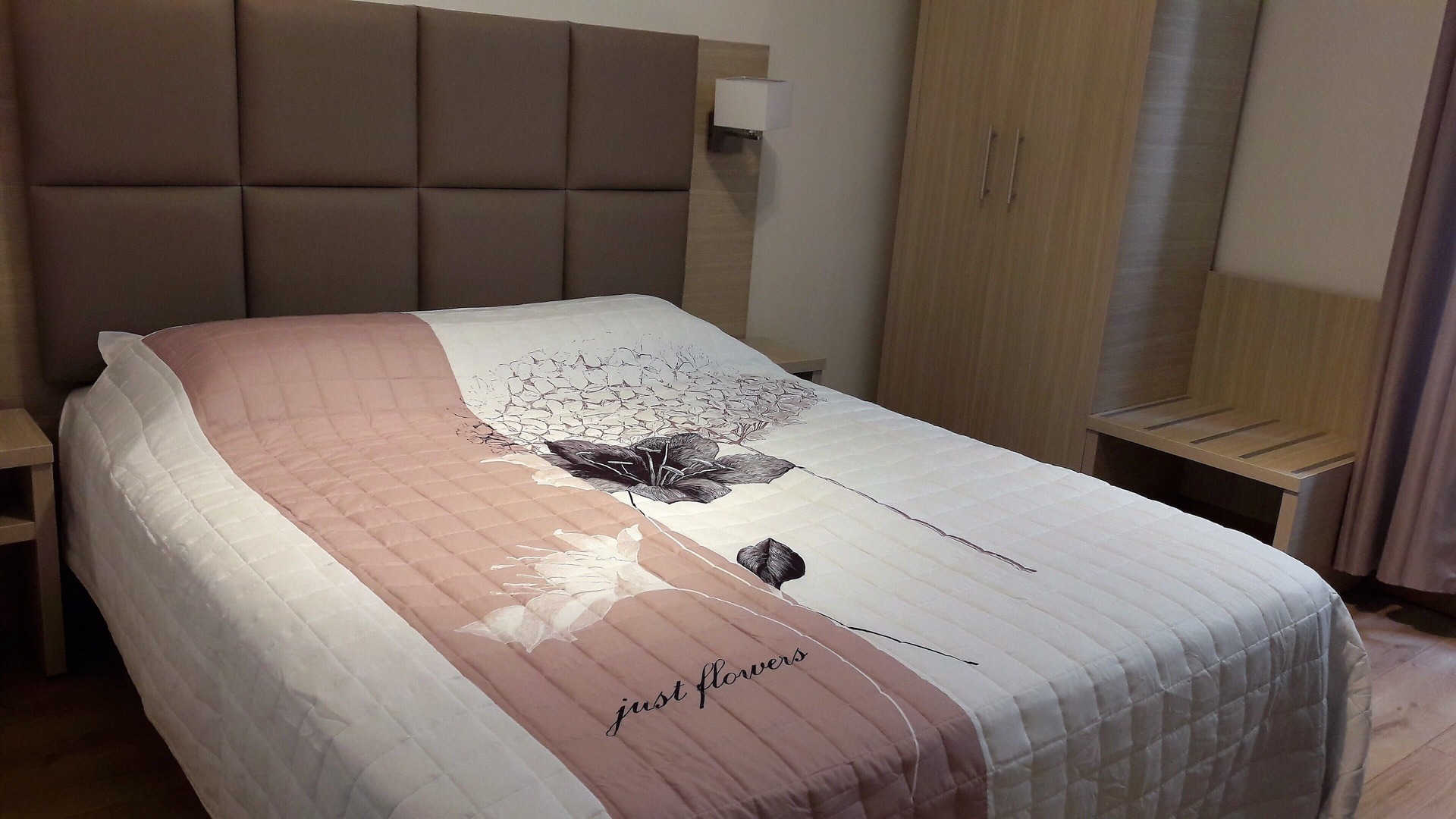 foto de Dormitorio en Cannes City Centre