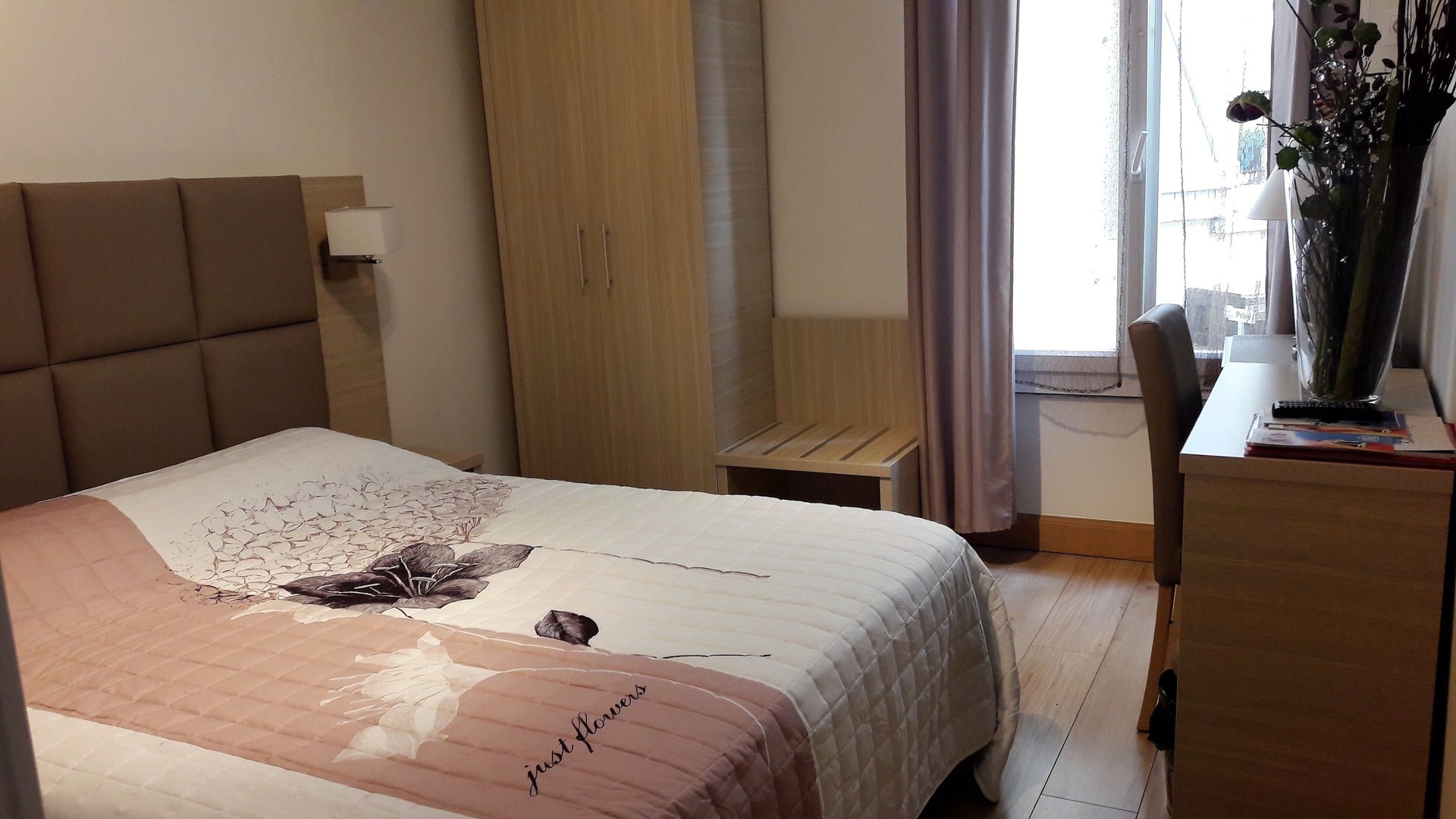 foto de Dormitorio en Cannes City Centre