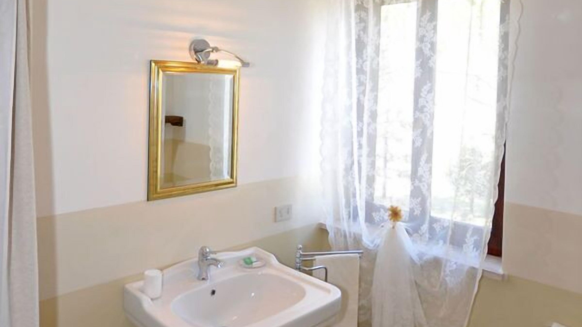 foto de Baño en Gallina