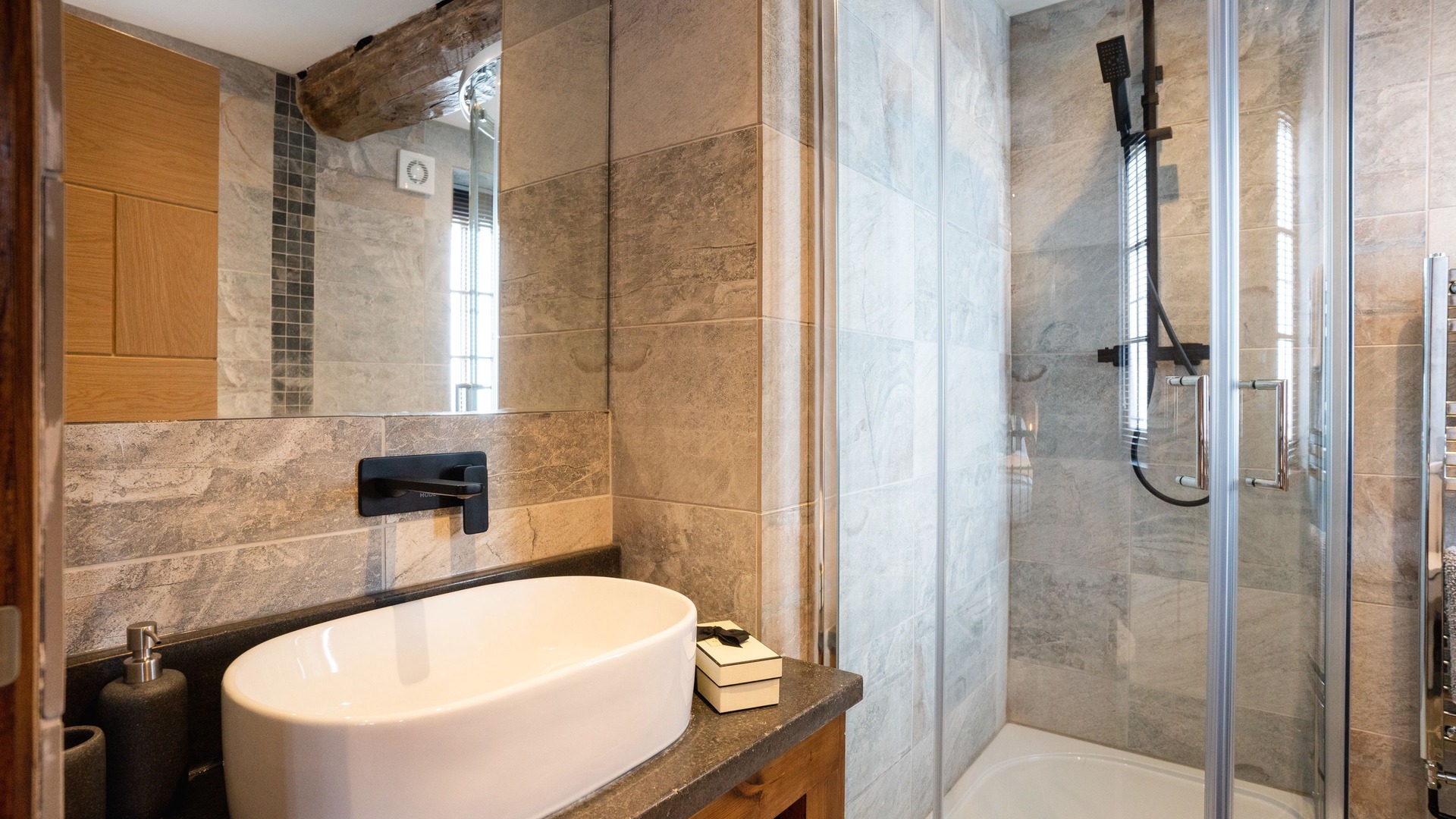 foto de Baño en Worcester