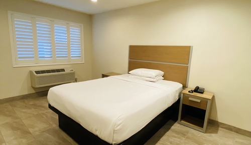 Habitación, 1 cama de matrimonio, no fumadores (Mobility, Bathtub w/Grab Bars)