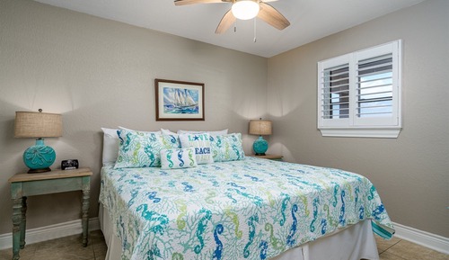 Apartamento, 1 cama de matrimonio grande con sofá cama, patio (Four Point Lighthouse - Pet Friendly)