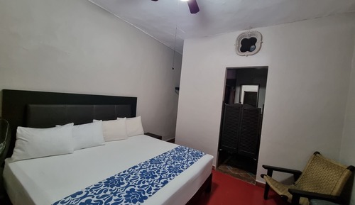Habitacion Sencilla (#4)