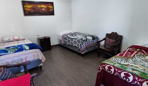 Habitación cuádruple básica