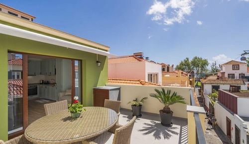 Casa básica, 1 cama de matrimonio con sofá cama