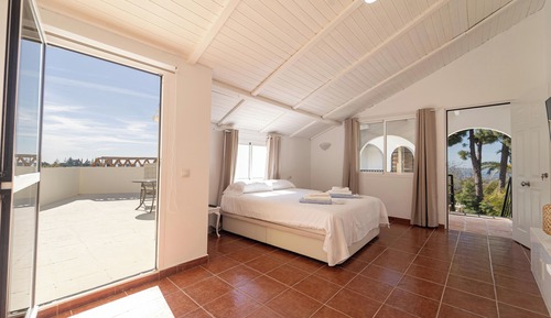 Penthouse Apartment (11)
