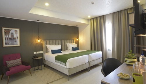 Habitación estándar con 1 cama doble o 2 individuales