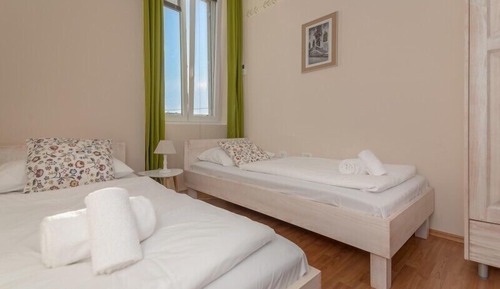 Habitación estándar con 1 cama doble o 2 individuales