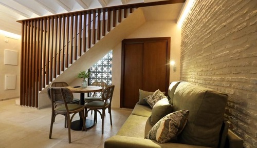 Superior Penthouse