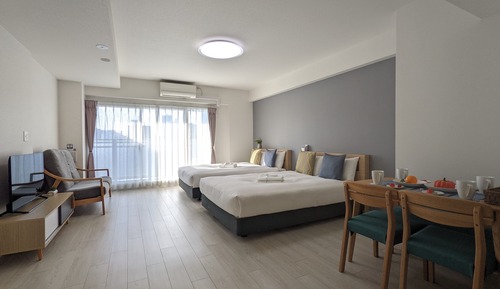 Habitación exclusiva con 2 camas individuales