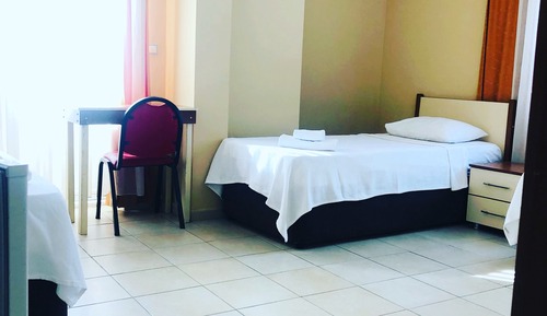 Habitación triple económica