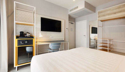 Habitación clásica con 1 cama doble o 2 individuales