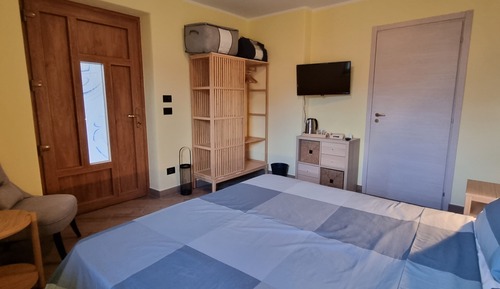 Habitación Confort con 1 cama doble o 2 individuales