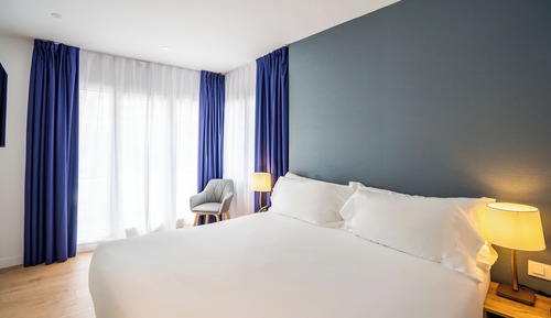Estudio ejecutivo, balcón (2 People)