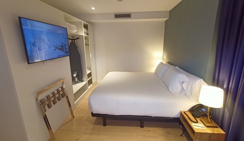 Estudio ejecutivo, balcón (4 People)