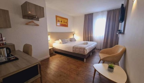 Habitación estándar, 1 cama de matrimonio grande, no fumadores (Twin bed on request)