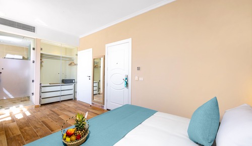 Habitación económica, vistas a la montaña