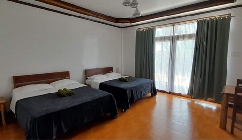 Habitación superior, 2 camas de matrimonio (Cabana 2)