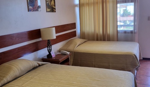 Habitación estándar con 2 camas individuales