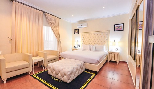 Suite Signature