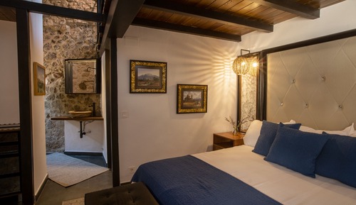 Habitación familiar (Hoyos)