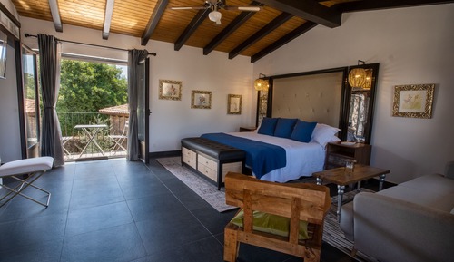 Habitación Confort, 1 cama de matrimonio grande con sofá cama (Villasbuenas)