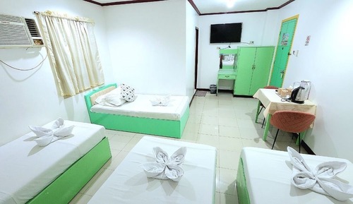 Habitación cuádruple estándar
