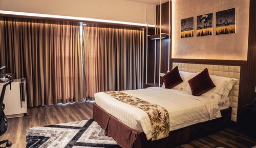 Habitación individual Deluxe, 1 cama de matrimonio, no fumadores, vistas a la ciudad