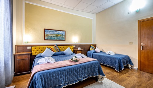 Habitación triple clásica