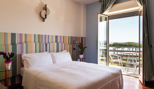 Habitación Deluxe doble, acceso a la piscina, vistas al lago